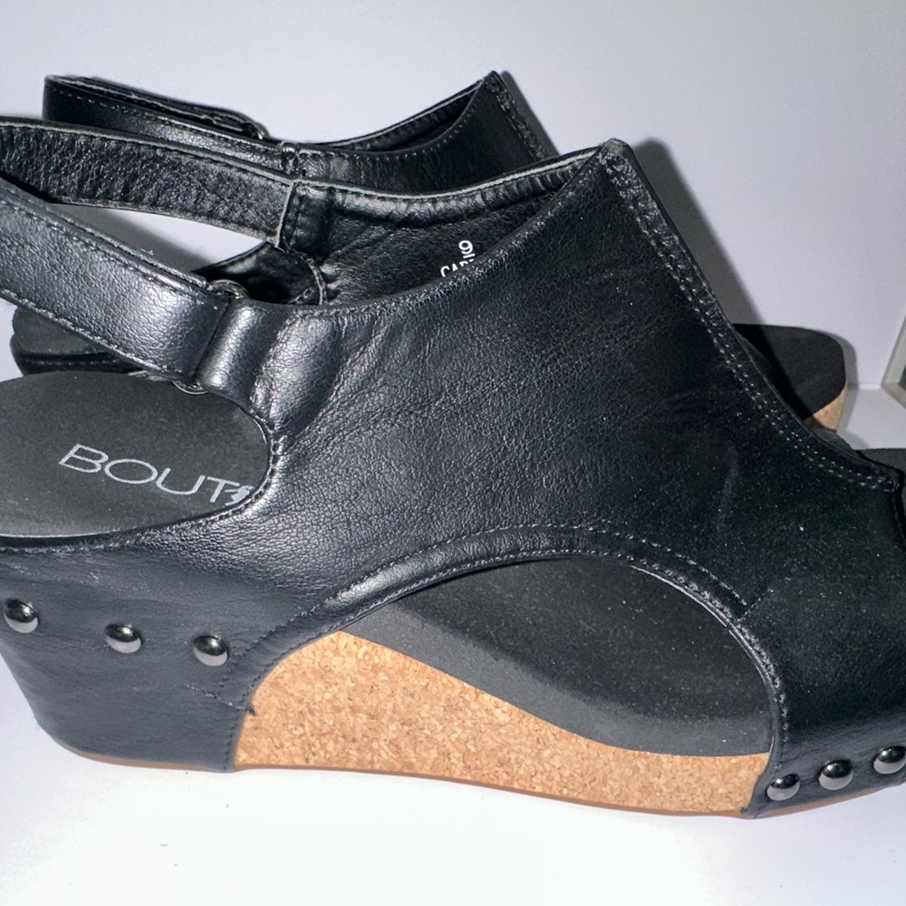 Boutique by Corkys- Black Leather Slingback Wedge Sandals - Picture 3 of 5